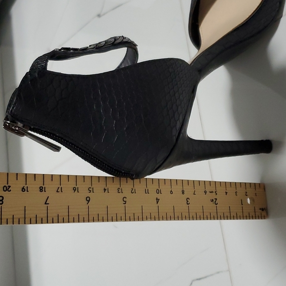 Jessica Simpson Ladies Shoes - Picture 10 of 10